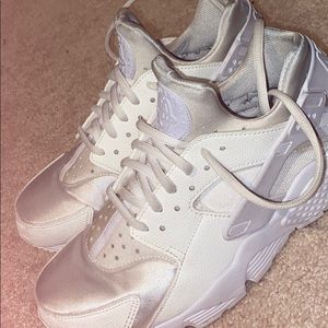 Nike White Huaraches